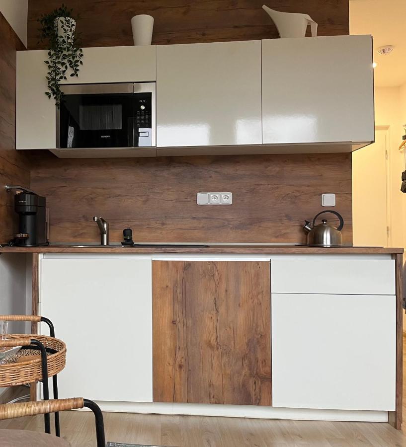 De Luxe Apartment, Wifi, Tv 65" Прага Экстерьер фото